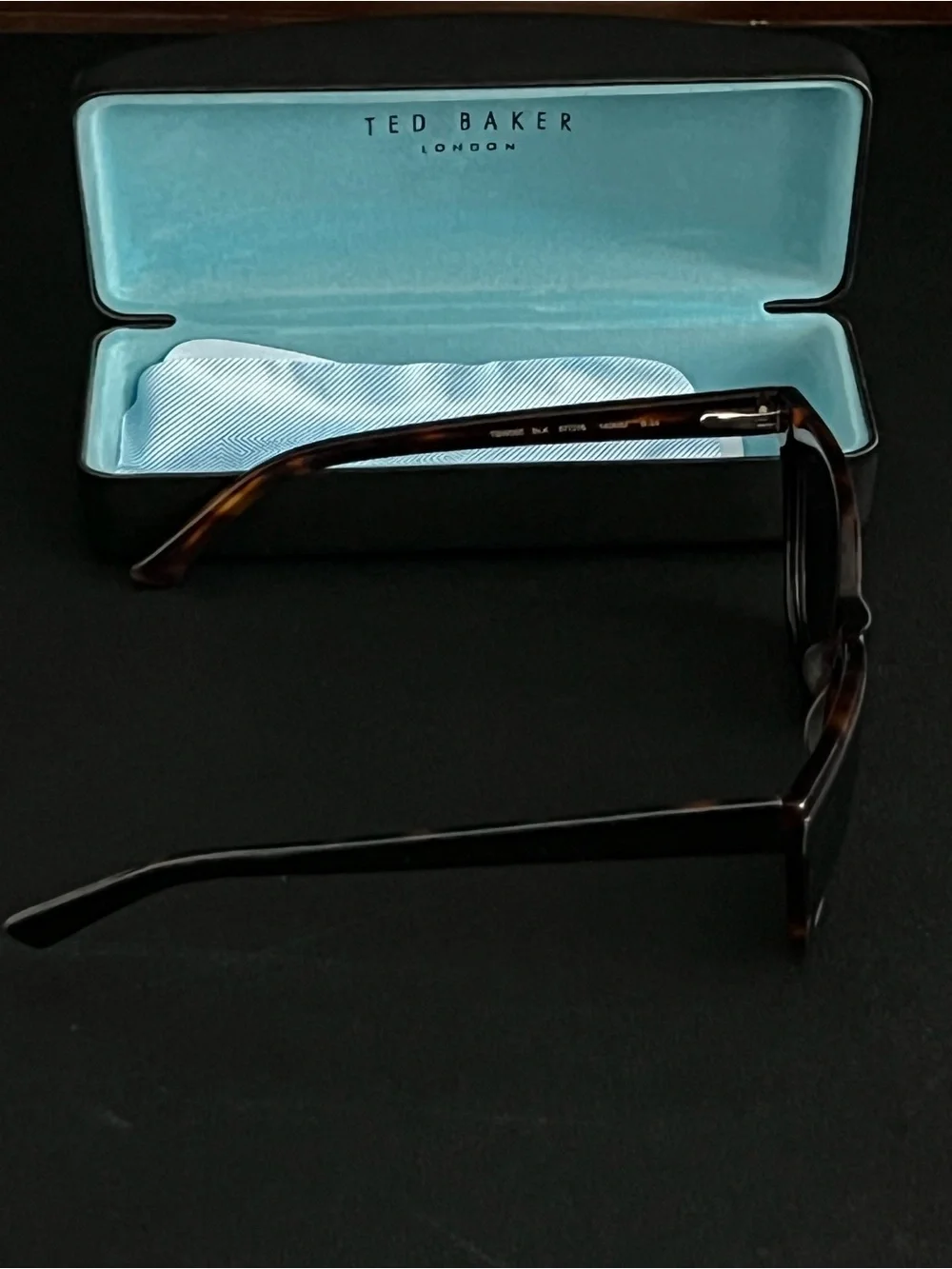 NWT Ted Baker Black Tortoise Polarized Sunglasses with Case